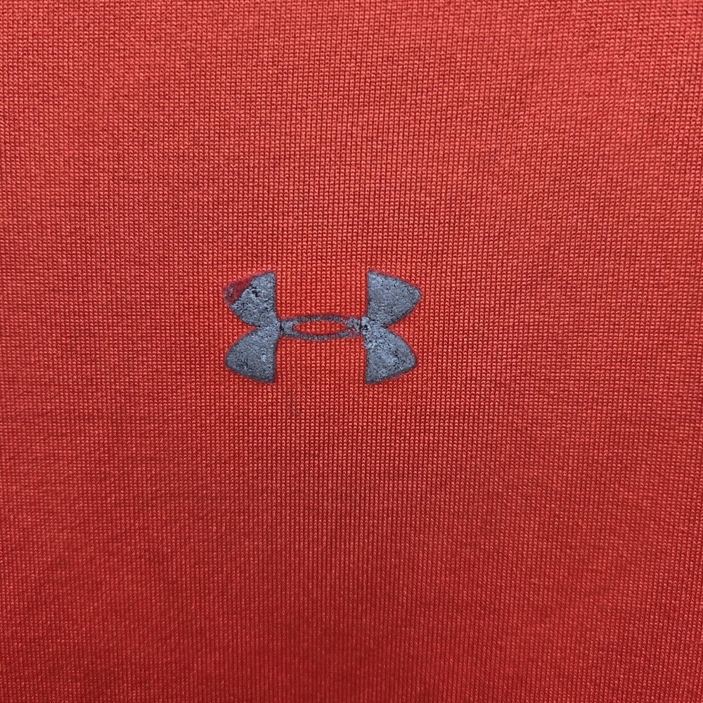 Bundle- Under Armor- Woman's- Heat Gear Tee (XS) & Duplicity Reversible Bra - Picture 5 of 16